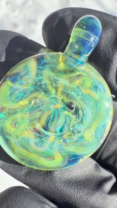 My first pendy! Made by Charismaforu