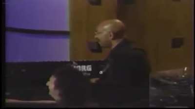 Will Smith joking about an Arsenio Hall's band member who had alopecia and lost his hair. "It's just a joke man", he said.