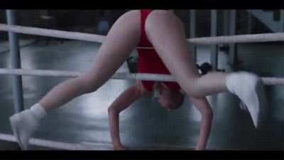 Betty Gilpin
