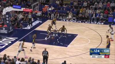 [Highlight] Looney puts the clamps on both KAT and Gobert, leading to a Klay 3