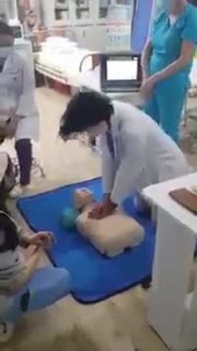 is cpr done this way?