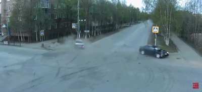 "&ndash; Да-да-да, в седьмом микрорайоне. Ну и чё, мысли какие по этому поводу? &ndash; Уверен, минимум как на пять лет. &ndash; Это грустно? Или весело?"