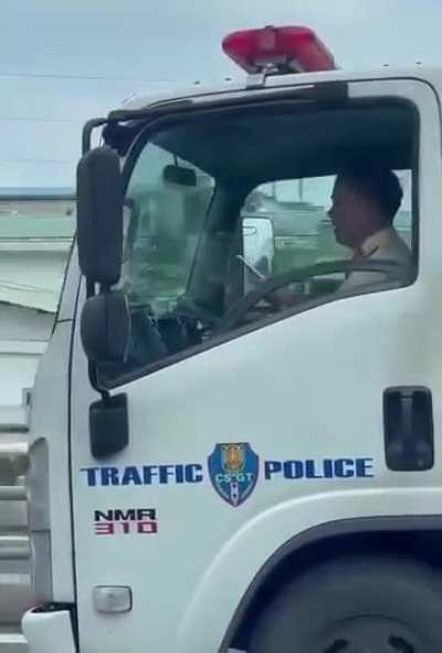 Phe "c&ocirc;ng bằng hơn"