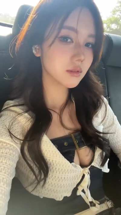 Cute cleavage