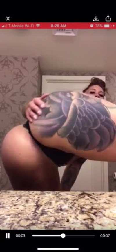 😱