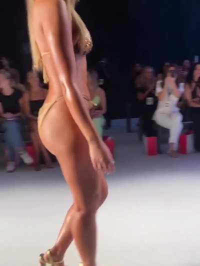 Runway Booty