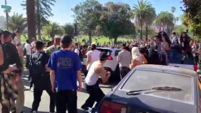 &ldquo;Crowd breaks windows on Dolores&rdquo;