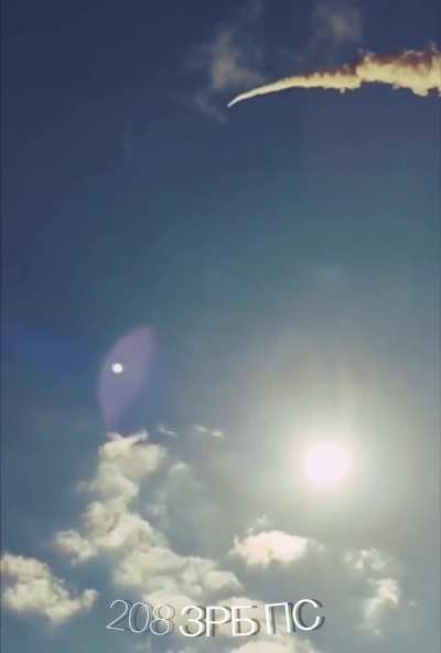 Ukrainian S-300 engaging Russian airborne target. 208th Anti-aircraft Missile Brigade, "South" Air Command. (Date and location not mentioned)