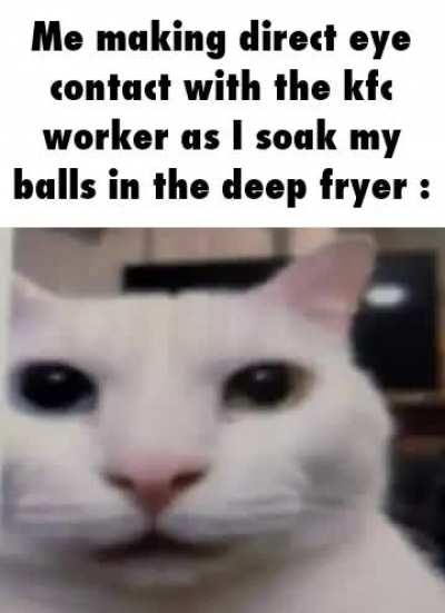 😼
