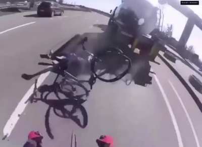 Why it&rsquo;s illegal (and beyond stupid) to ride a bicycle on an interstate