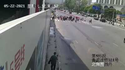 请诺亚，把你的船带到中国吧！