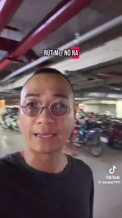 Sạc xe điện ở chung cư v&agrave; văn h&oacute;a ứng xử ở Đ&ocirc;ng L&agrave;o