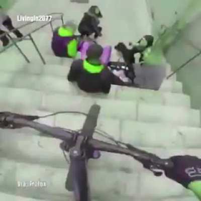 Tremendo golpe que se dieron
