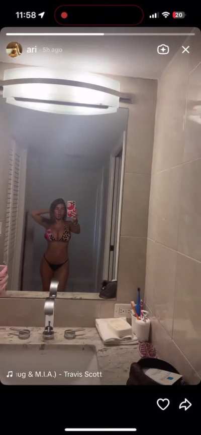 Ariana White old tik tok video