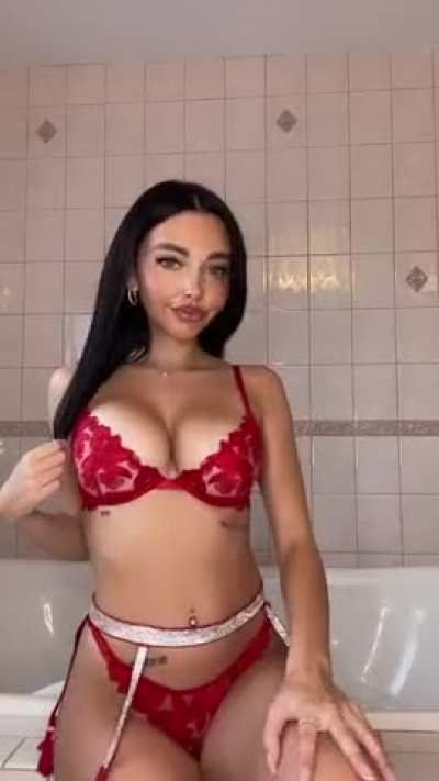 My natural boobs look so sexy