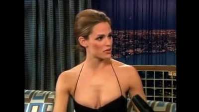 Jennifer Garner claiming &lsquo;snuck&rsquo; isn&rsquo;t a real word