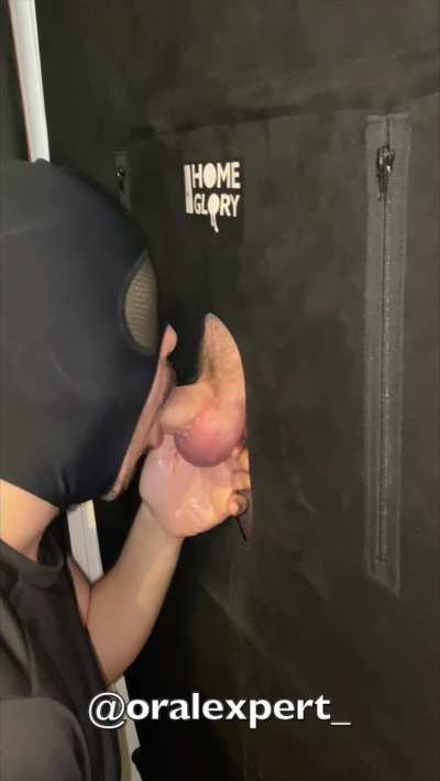 [m] Deep and intense sucking in my anon Gloryhole