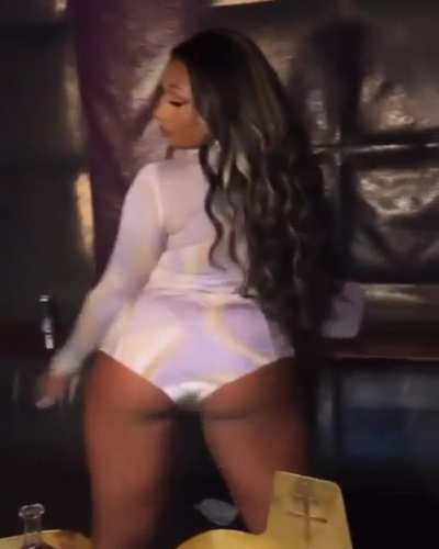 😩