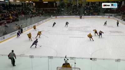 [NCAA] Nasty assist from Minnesota&rsquo;s Abbey Murphy as she flips the puck into the air, knocks it between the defender&rsquo;s legs and sets up her teammate for the goal