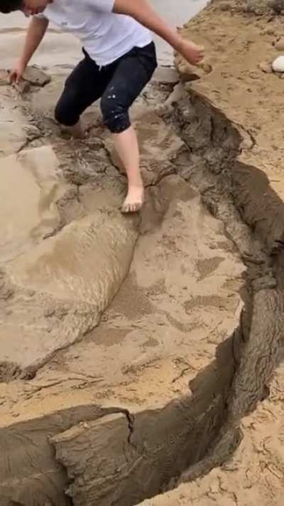 Sandy jello earth