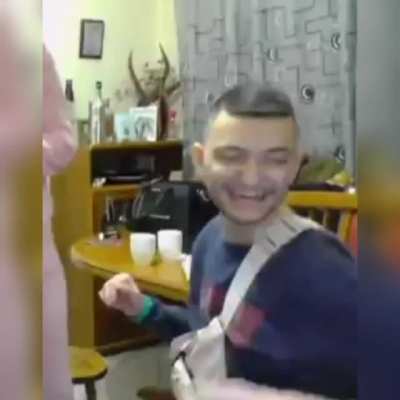 Manolo fantaros na koimomaste hremoi