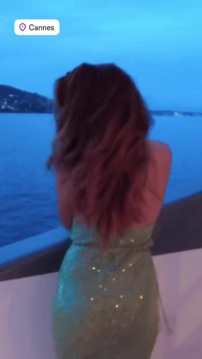 Emily | In Cannes