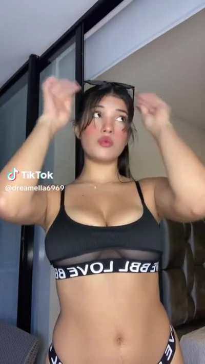 @dreamella6969