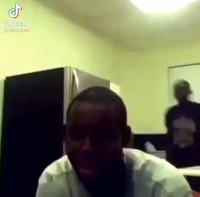 Ey shut yo motherfucking