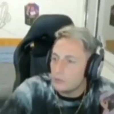 ‏‏