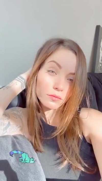 👀