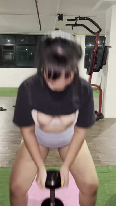 I Wish I can get more Naked at the gym like I do [F]