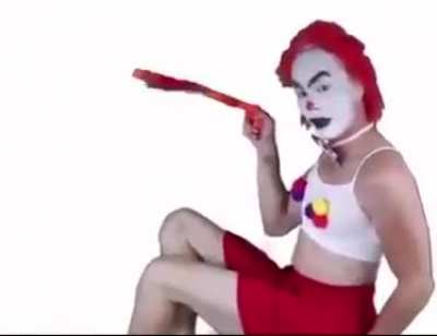Do you wanna balloon animal?