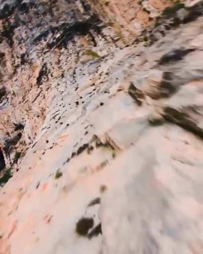 Drone piloting by: andriu_fpv