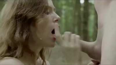 Antje M&ouml;nning's hanjobs in "Taste of Life" (2017)