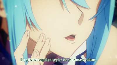 ANİME KIZI BENİ DİNDEN &Ccedil;IKARMAYA &Ccedil;ALIŞIYOR!