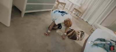Lil Durk falling to his knees when the law came