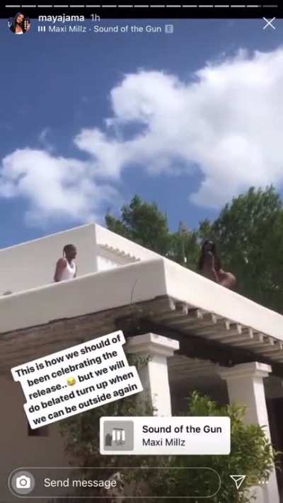 From her instagram story 👀