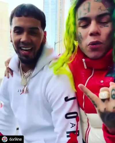 With Anuel saying he&rsquo;s wanting to fight Danny, this video is perfect rn🤣yall think they still cool? Post from 20th October 2018🌈