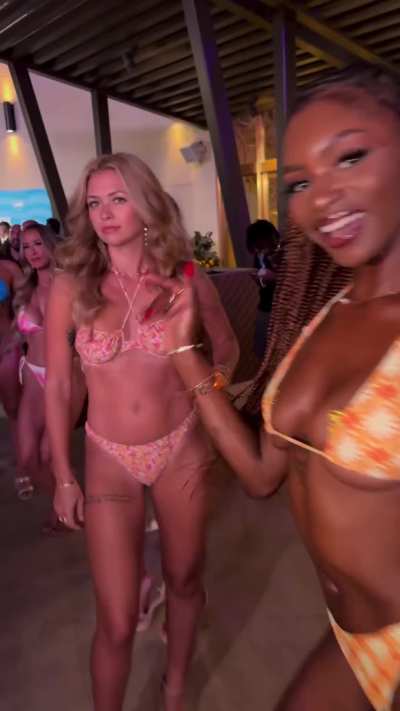 👙