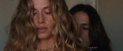 Summertime (2015) - C&eacute;cile de France &amp;amp; Iz&iuml;a Higelin - Scene #1
