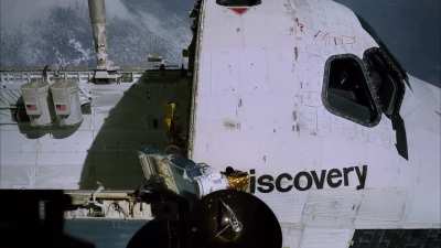 Spectacular footage of Space Shuttle Discovery (STS-51) shot using an IMAX camera! It is part of the footage in a 1994 documentary titled "Destiny in Space"