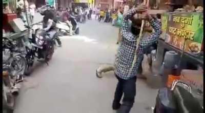 This street fight is better than any action movie