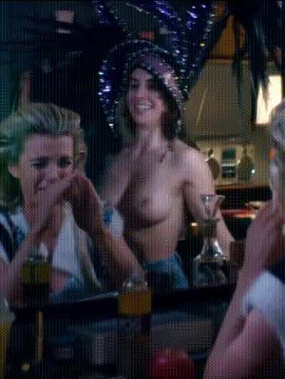 Alison Brie