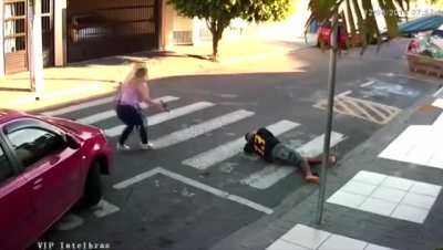 Brazile&ntilde;a con todo