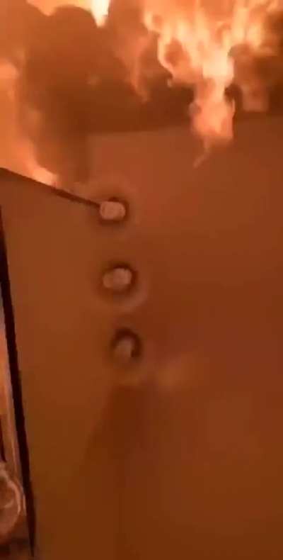 Hmbcs as I set my hands on fire