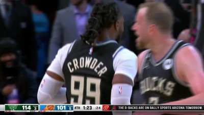 [Highlight] Jae Crowder hits the dagger three-pointer vs his former team!