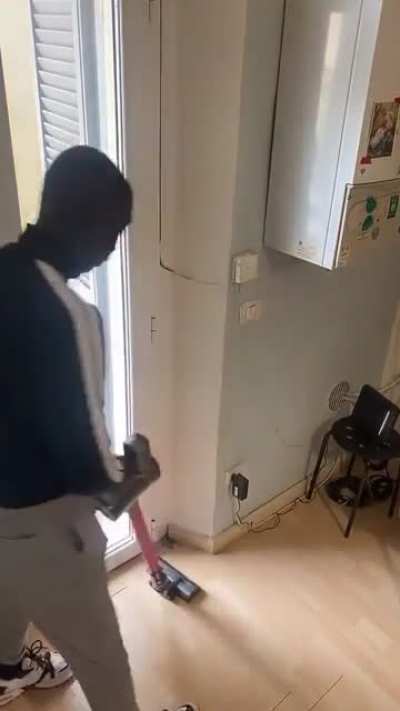 LIFE HACK VACUUM CLEANER TIK TOK