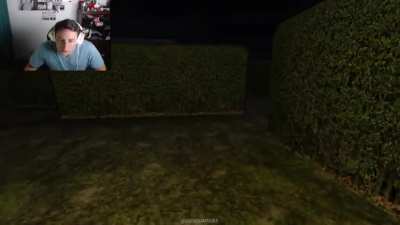 MOMO JUEGA SLENDERMAN