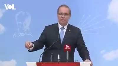 CHP S&ouml;zc&uuml;s&uuml; Faiz &Ouml;ztrak: "Erdoğan peynir ekmek gibi hak yiyor. Kendisi yıllarca fabrika atıklarının denize boşaltılmasına izin verdi, şimdi su&ccedil;u belediye başkanlarına atıyor."