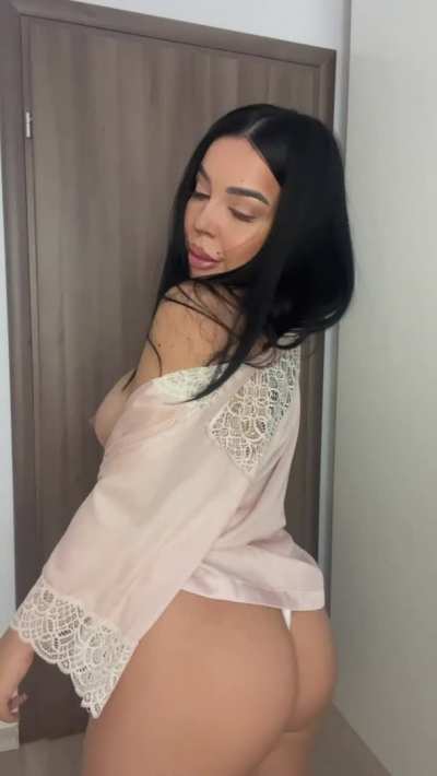 Let's go upstairs so we can fuck